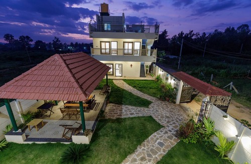 Narasapura Villa | Tropicana Twin Homes Jacuzzi 5bhk40min Airport