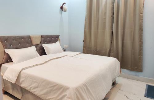 Tehri Hotel | TSR Inn By Xplore Mantra Hotel and Cafe, Nagtibba