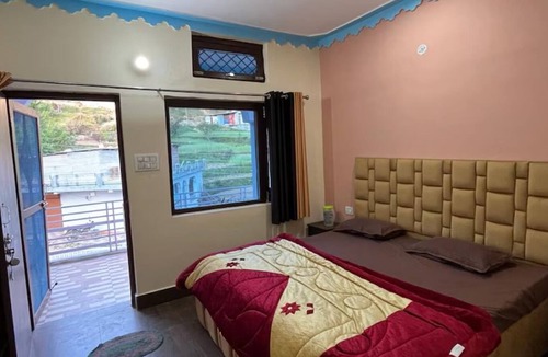 Shahjahanpur Bed & Breakfast | Umesh home stay #4