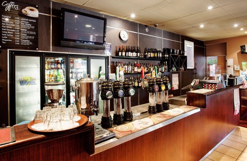 Rasmussen Hotel | Upper Ross Hotel