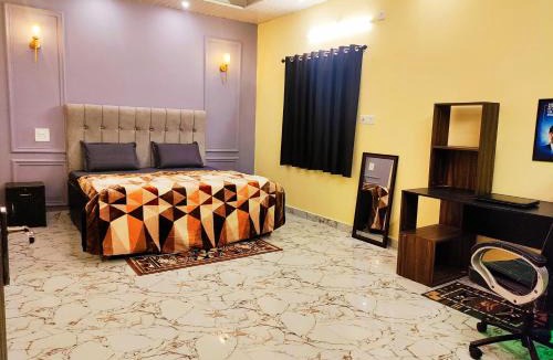 Jabalpur House | UrbanNest Airport Stay
