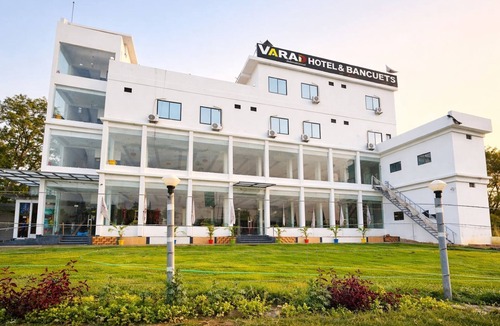 Tanda Hotel | Varad International Hotel and Banquet