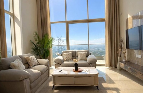 Gurugram Apartment | Velantra Sky Duplex Luxury High-Rise Stay with Panoramic Views