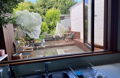 Melbourne House | Victorian Terrace in Princes Hill: Princes Park, Lygon St, Uni & Hospitals