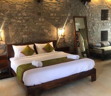 Aihole Hotel | Wada1