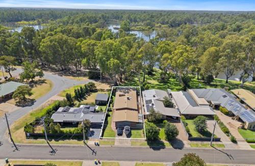 Bundalong House | Water's Edge Bundalong