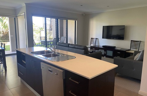 Mulwala Apartment | Waterfront Apartment on Cypress