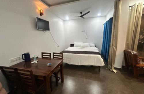 Mahabalipuram Beach House | Waves - for Family & Married Couples only