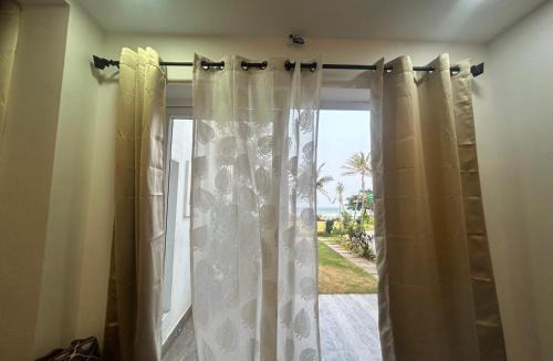 Mahabalipuram Beach House | Waves - for Family & Married Couples only