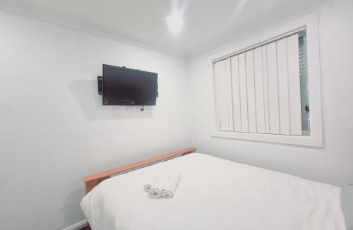 Emerton House | Weber 39