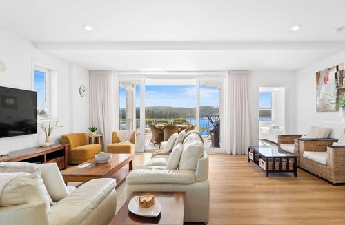 Narooma Apartment | Wharf Apartment Unit 11