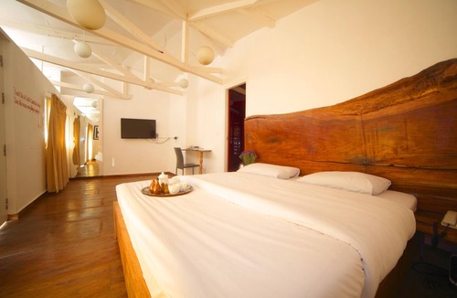 The Mall Road Hotel | White Room, Mussoorie