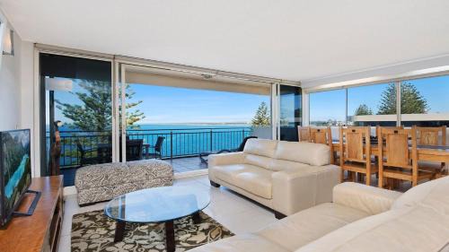 Kings Beach House | Wickham Point Unit 5 Kings Beach QLD
