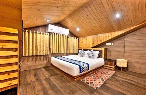 Kumarhatti Bed & Breakfast | Wood Stock Kasauli-Rooms With Balcony & Cottages with private Terrace-Panoramic View -Adjoining Forest Track