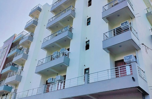 Noida Hostel | Xact Homes