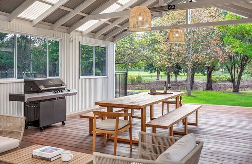 Yallingup Siding House | Yallingup Homestead - Lakeside Retreat