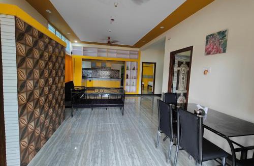 Mysore Apartment | Yellow House