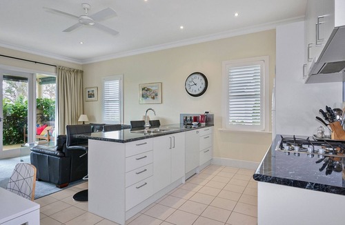 Glen Iris House | Yeovil House with Pool and Tennis Court
