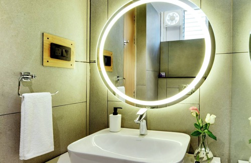 HITEC City Bed & Breakfast | Z Suites & Studio