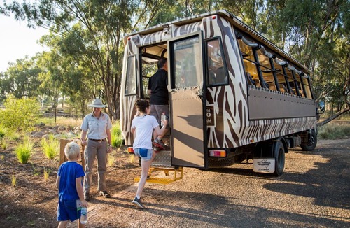 Dubbo Cabin | Zoofari Lodge at Taronga Western Plains