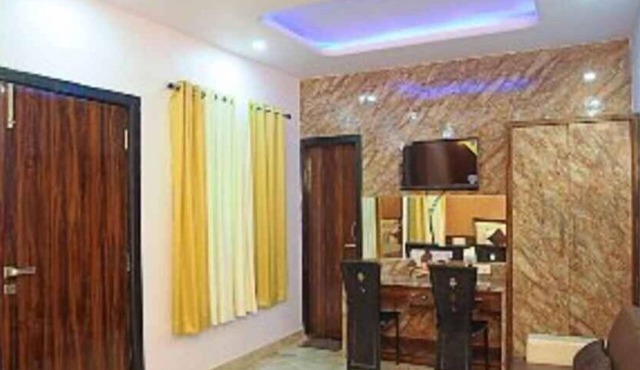 007 Universe Resort in Karjat