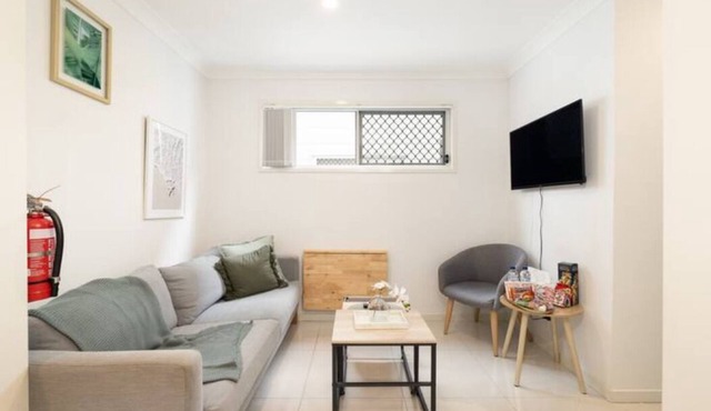 1 Bdr Apt w/AC & Kitchen | Parking | 335F1 in Rocklea