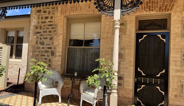 1876 Stonemasons - A step back in time Couples Cottage in Moonta Bay in Moonta Bay