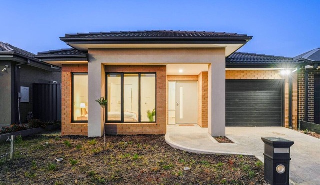 3 Bedroom 3 Bath | Accessible Bathrooms in Weir Views