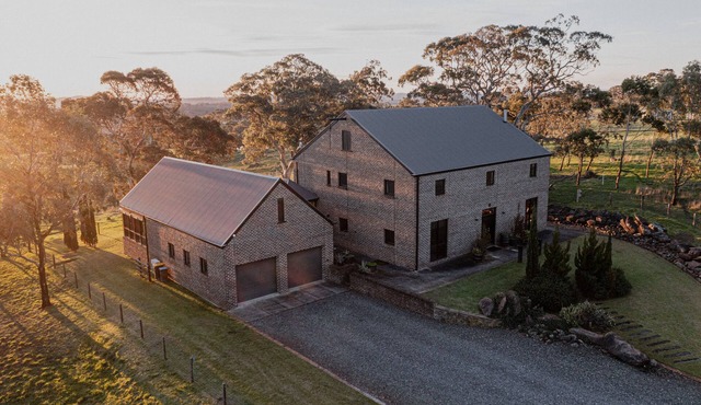 “47 Woolshed Road” Adelaide Hills rural farmhouse & retreat in Mount Torrens