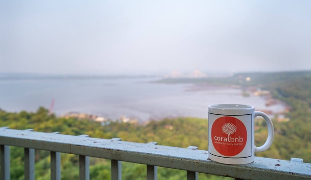 5km GOI Arport| Two 50" TV| Resort Style amenities in Dabolim