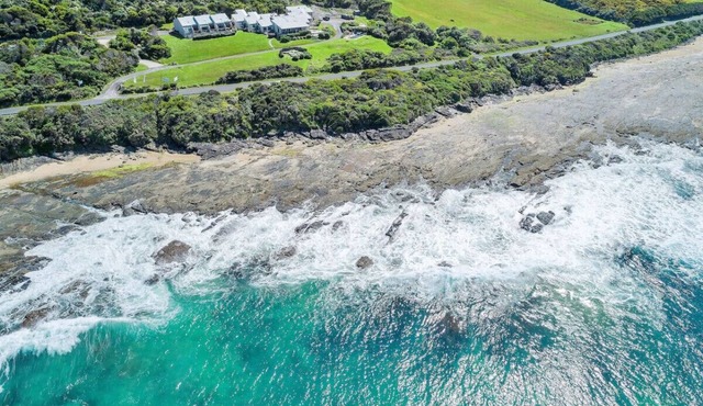8 Whitecrest Great Ocean Road - Ocean Views in Wongarra