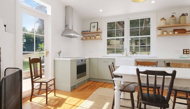 A charming miners cottage retreat in Beechworth