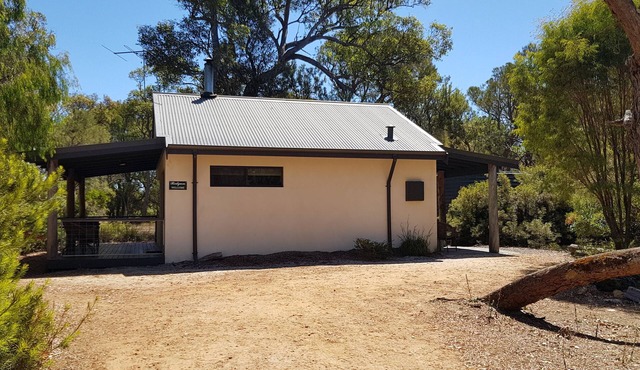 A quiet and relaxing place for couples to unwind and reconnect. in Metricup