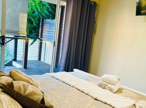 A seperate 1 bedroom bungalow in Golden Square