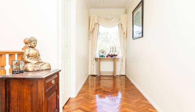 Abbotsford Private Rooms & Pods @ 15 Charles Homestay in Abbotsford