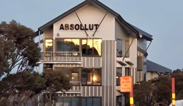 Absollut 9 - Central location in Mount Hotham