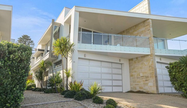 Absolute - 41 Hayward Ct, Victor Harbor in McCracken