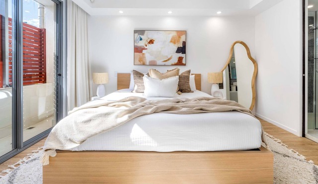 Absolute by Khove in Broadbeach