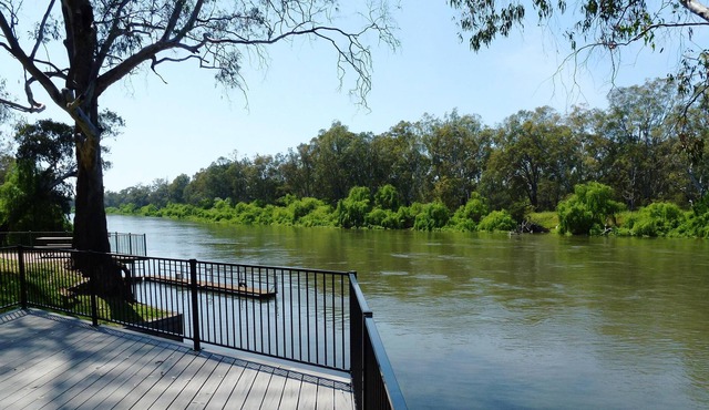 Absolute Murray River accommodation in Corowa