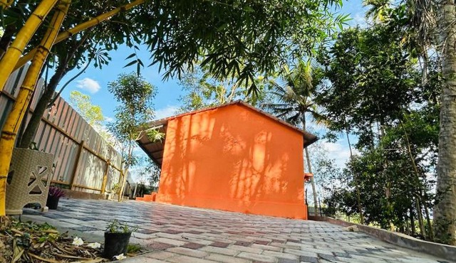 Adventurous Wild cottages in Kushālnagar