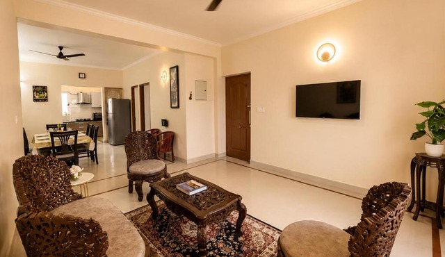Agra Manor by RedOlive10min Taj Mahal 3BHK