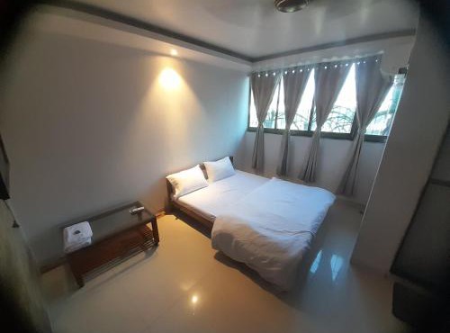 AGRAWAL BHAVAN BUDGET Stay only for indians in Mumbai