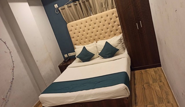 Alankar Lodge in Kharagpur
