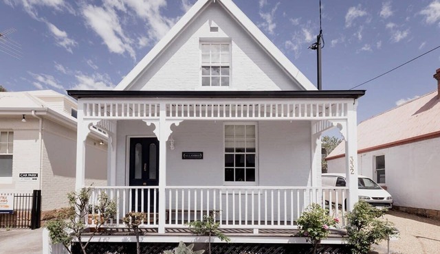 'Allambee' Heritage cottage in trendy South Hobart in South Hobart
