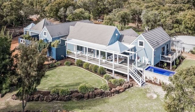 Ard Na Mara- Superbly appointed luxury estate in Yallingup