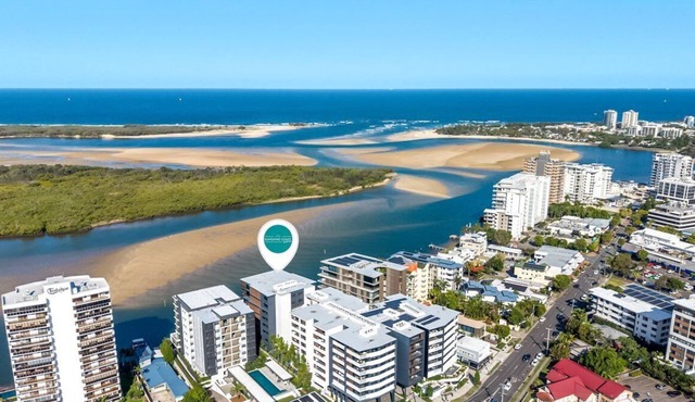 Avalon Resort Deluxe 3 Bedroom Apartment in Sunshine Coast