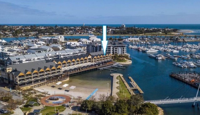 Awesome Views Dolphin Quay Apartment Mandurah in Mandurah