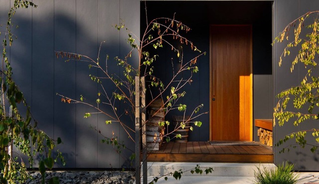 Banjo Treehouse - Architectural Elegance in Hepburn Springs