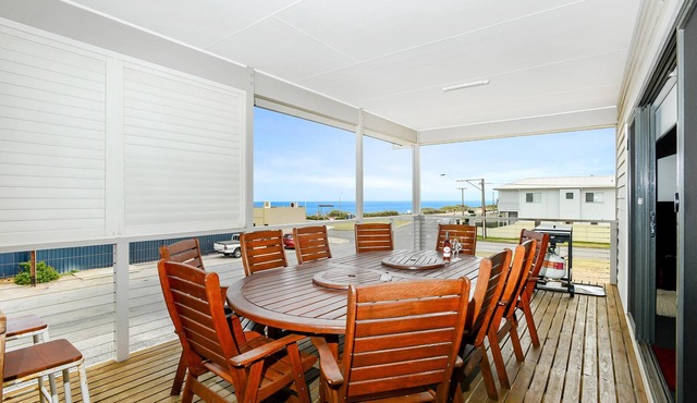 Bayside ~ Aldinga Beach - Large Family Beach House with Sea Views ~ C21 in Aldinga Beach