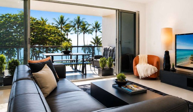 Beachfront Bliss on The Strand 3BR Pool and Parking in North Ward